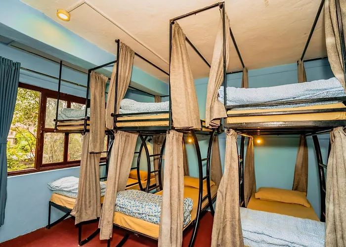 Rest Up Hostel *