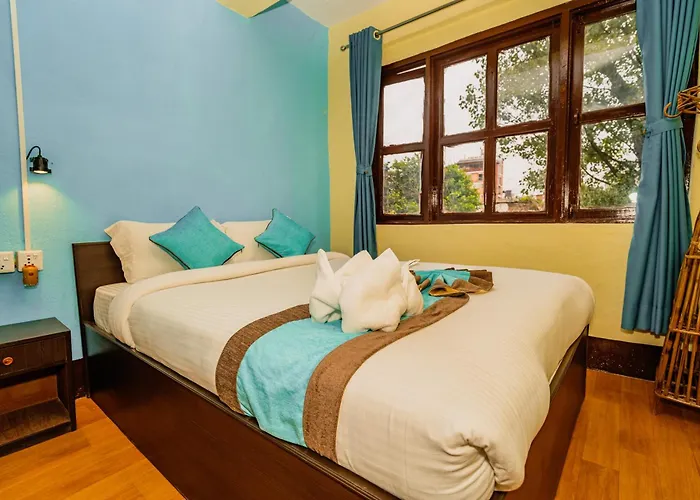 Rest Up Hostel *